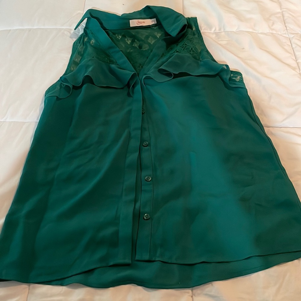 Candie’s dark green blouse